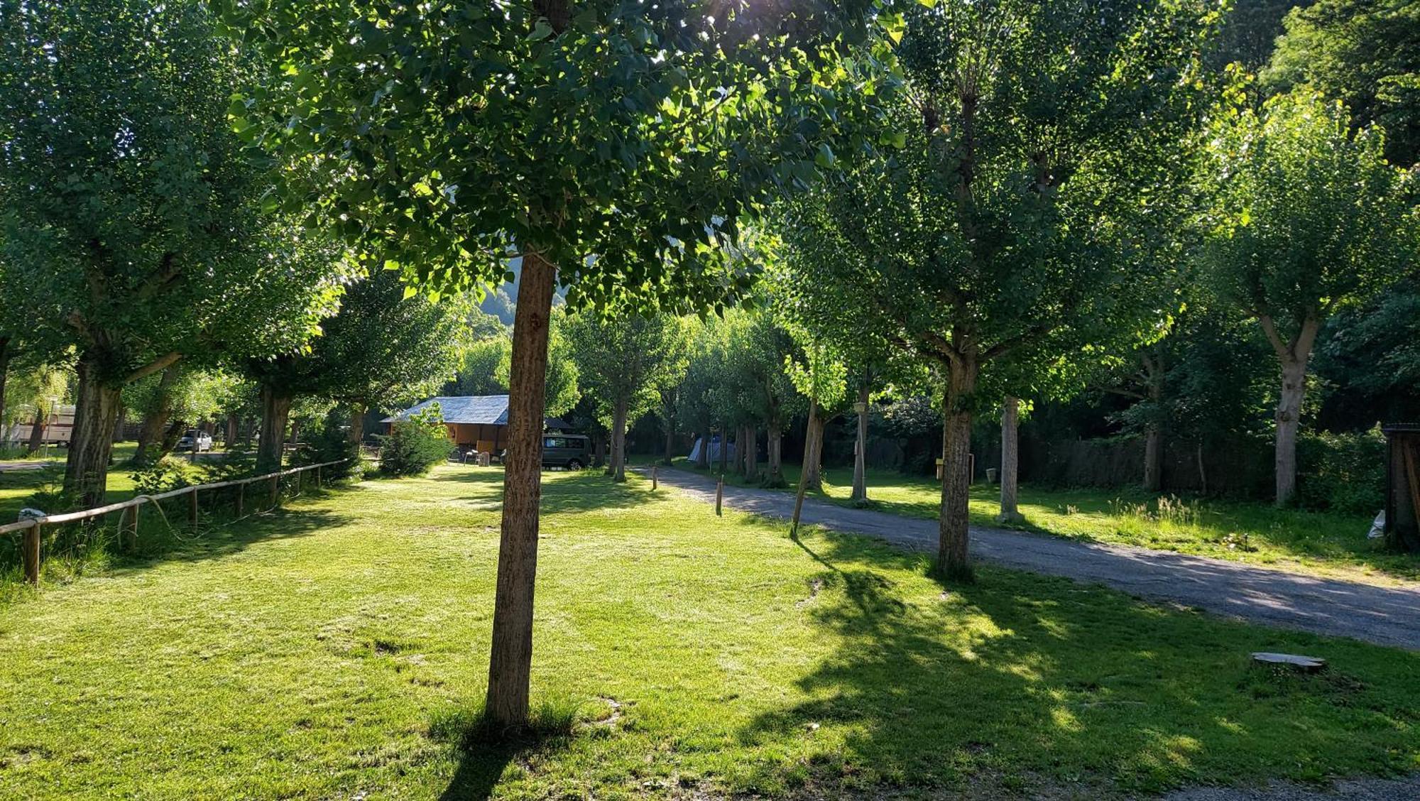 Camping Llavorsí Eksteriør bilde