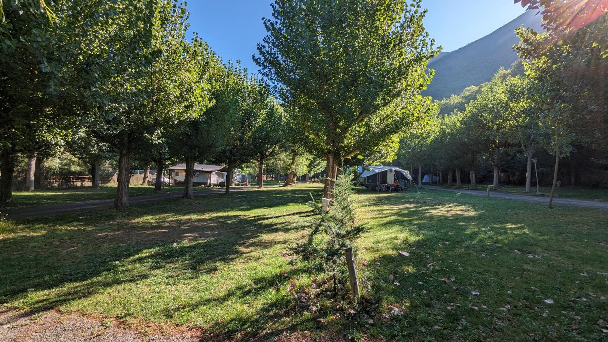 Camping Llavorsí Eksteriør bilde