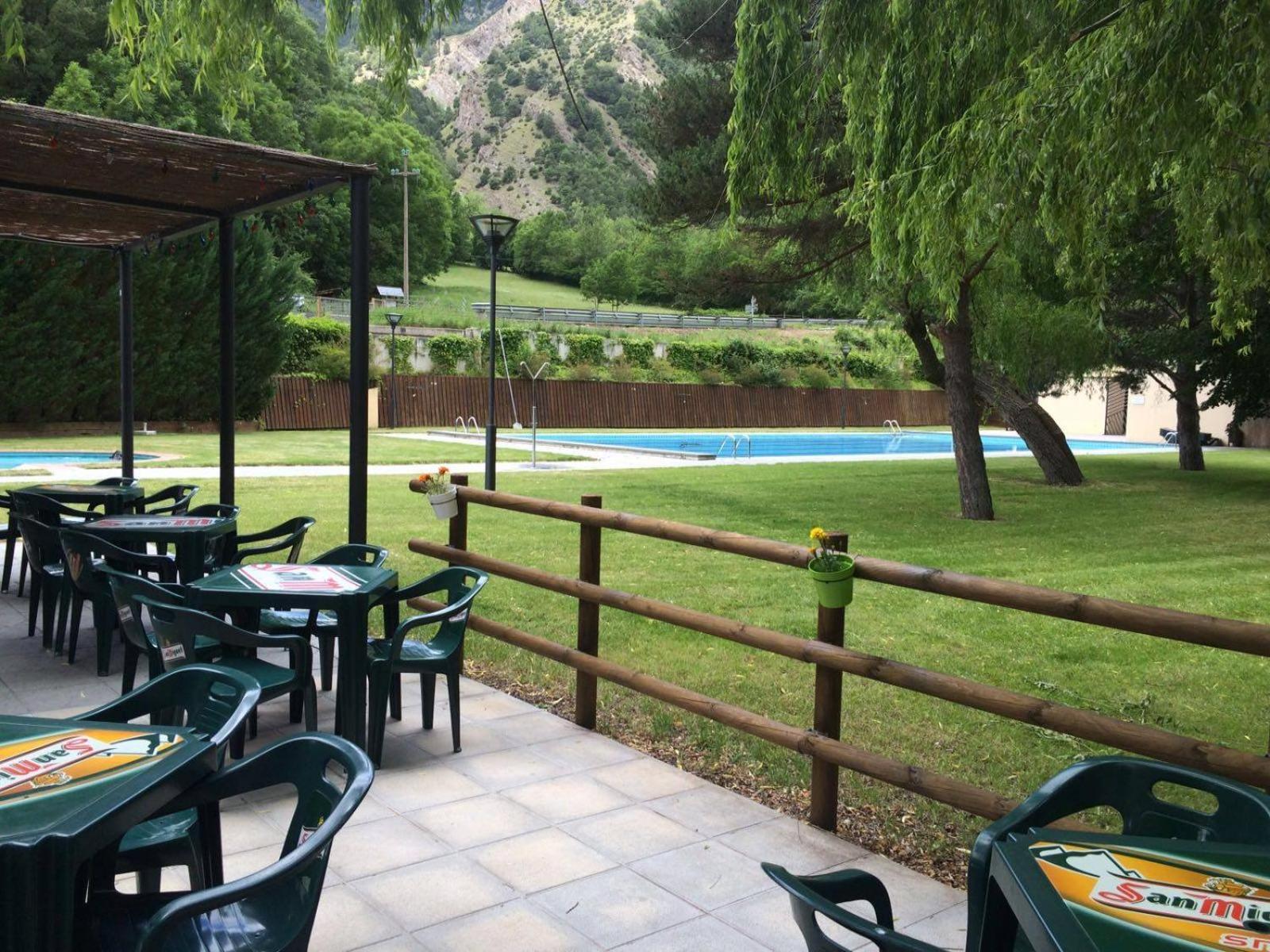 Camping Llavorsí Eksteriør bilde