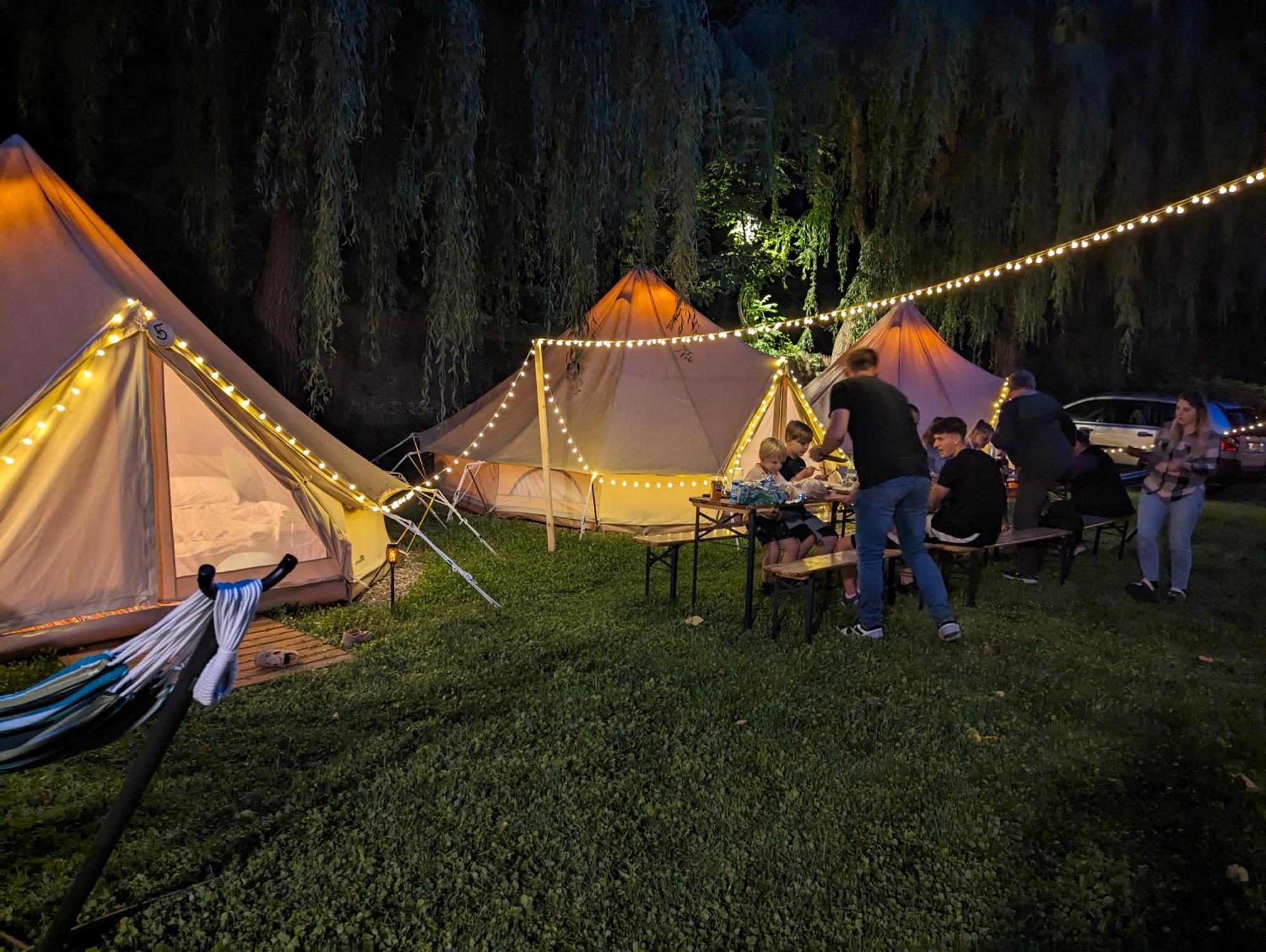 Camping Llavorsí Eksteriør bilde