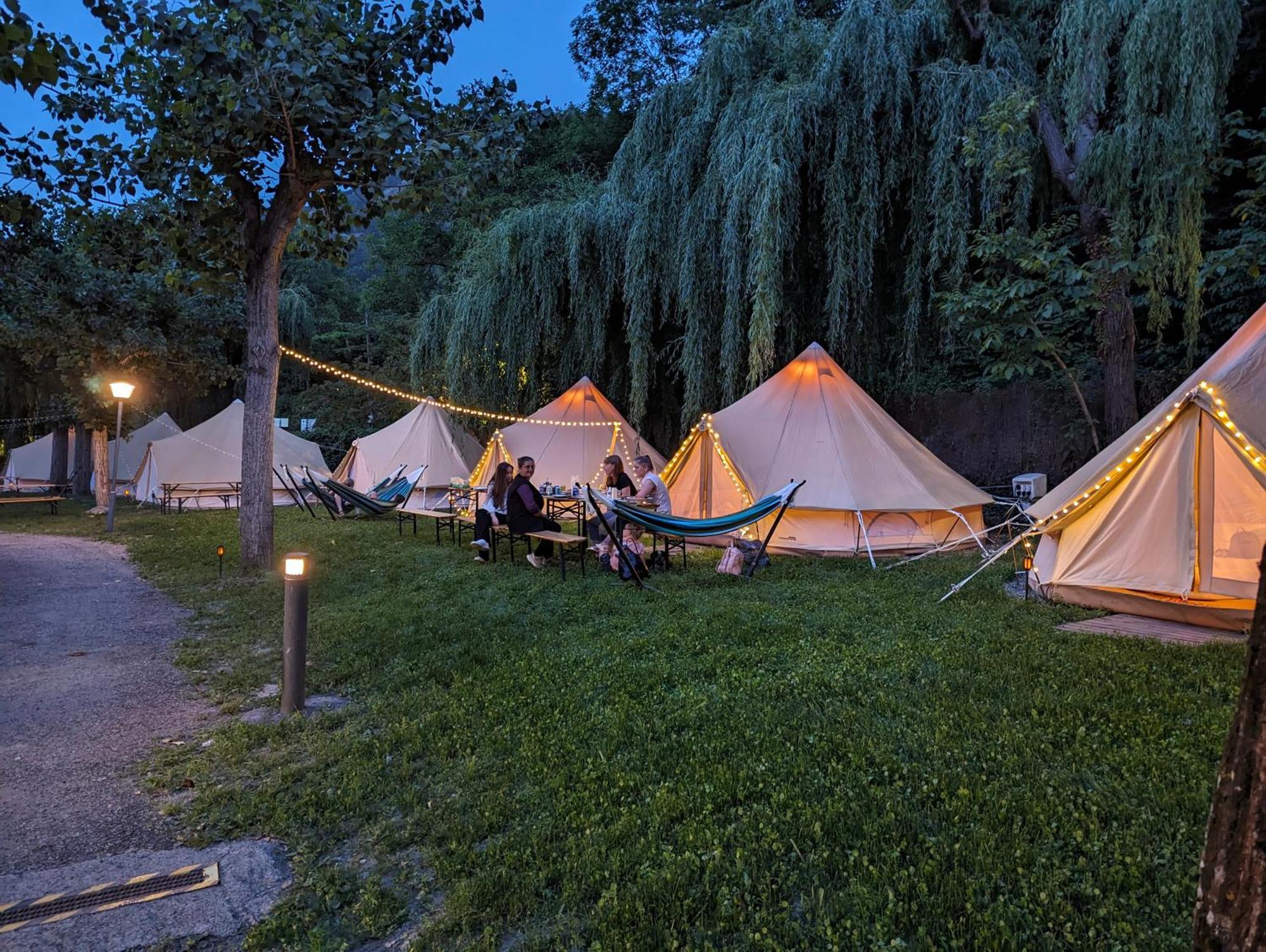 Camping Llavorsí Eksteriør bilde